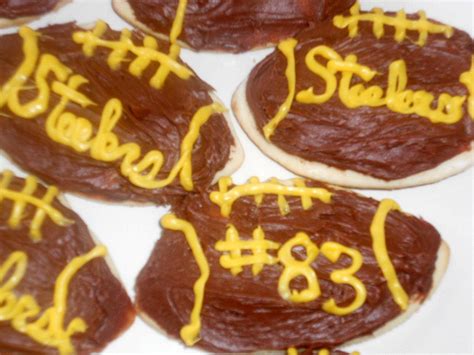 Football Decorated Sugar Cookies Are You Ready For Some Football Hezzi Ds Books And Cooks