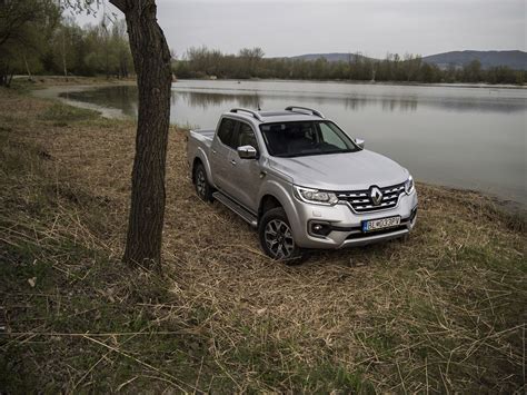 Test Renault Alaskan s manuálom Keď preradenie niečo znamená AutoGrip