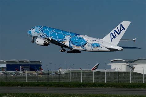 Anaのa380、トゥールーズ離陸 成田へ