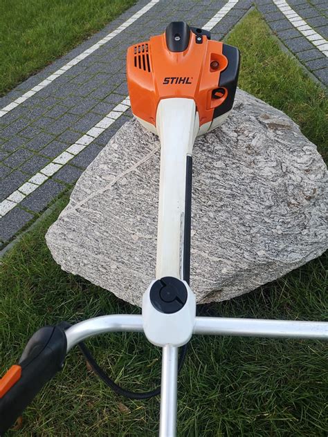 Kosa Spalinowa Stihl Fs C O Mocy Km Tarnobrzeg Olx Pl