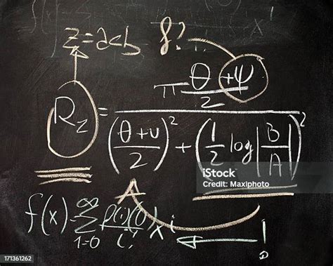 Rumus Matematika Di Papan Tulis Ilustrasi Stok Unduh Gambar Sekarang