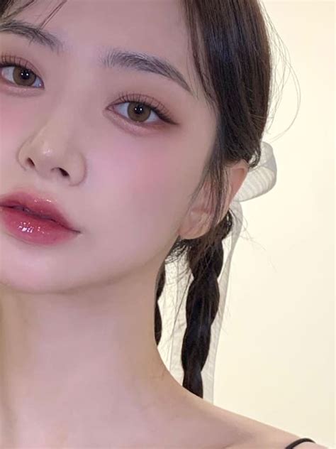 11 Korean Soft Makeup Looks For A Natural Everyday Glow 아시안 메이크업 부드러운 화장 귀여운 메이크업