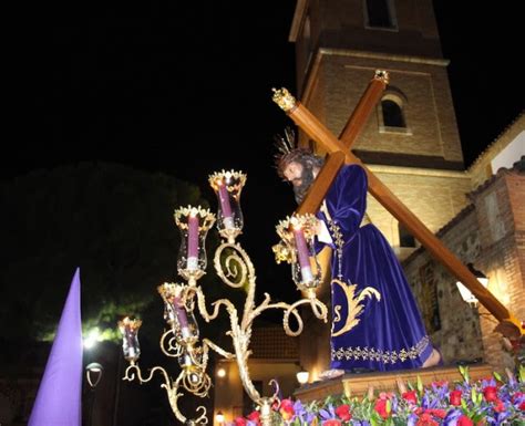 Jesús Nazareno Recorre Las Calles En Un íntimo Vía Crucis Lanza