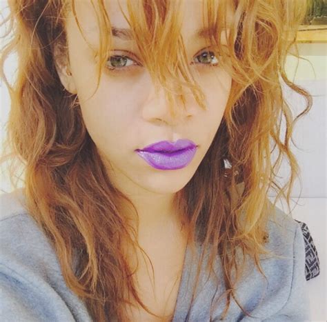 Rihanna Revoluciona Instagram Con Foto De Su Colorido Y Sensual Nuevo