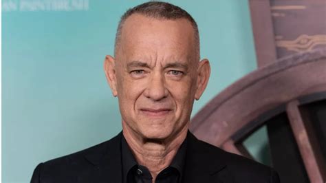 See Tom Hanks Robin Wright De Aged In Trailer For New Robert