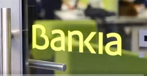 La Banca Del Ibex Pierde 200000 Inversores Santander Y Bankia Lideran El Descenso El Mundo