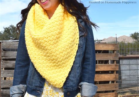 Lemon Peel Triangle Scarf Crochet Pattern - Hooked on Homemade Happiness