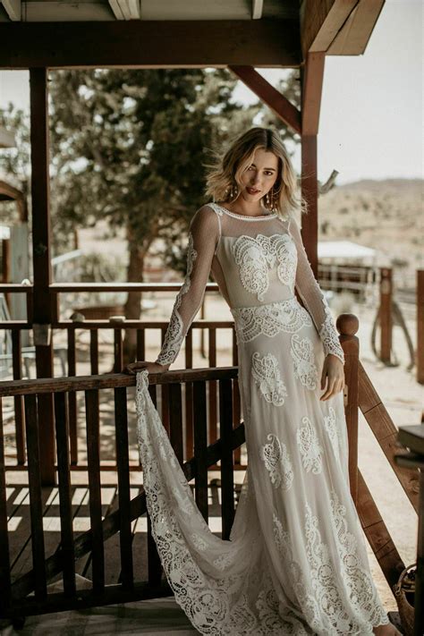 Isabella Lace Bohemian Wedding Dress | Dreamers and Lovers