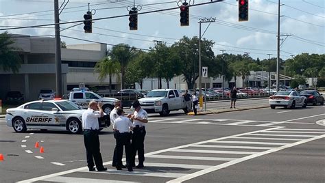 Hcso Deputy Hit By Car While Chasing Suspect On Foot Fox 13 Tampa Bay