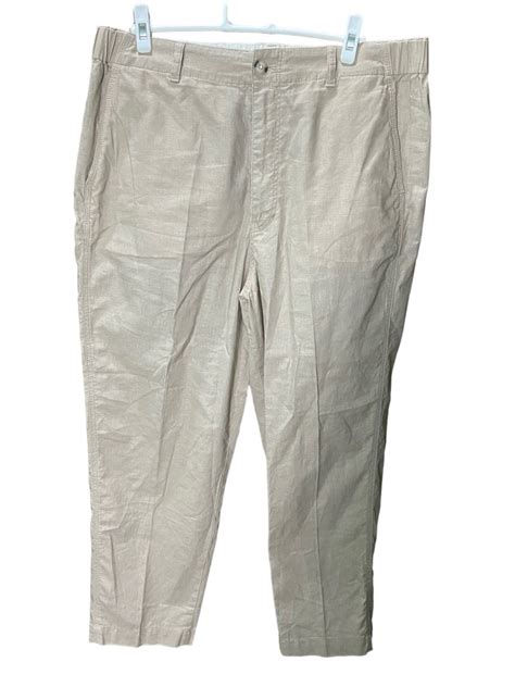 Uniqlo Linen Cotton Tapered Pants On Carousell