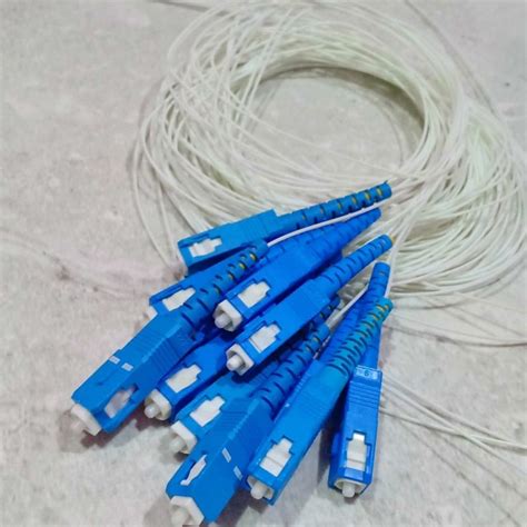 Pigtail Fo Sc Upc Fiber Optik Single Mode 0 9mm 2mm 1 5mtr