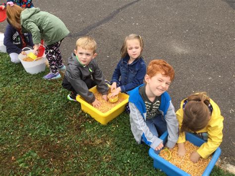 8 Outdoor Halloween Activities for Toddlers and Preschoolers ...