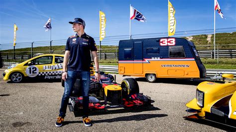 Verstappen Krijgt 150 000 Voor Reclame Met Dubbelganger