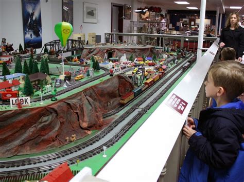 Holiday Train Show At Western Pa Model Railroad Museum Takes