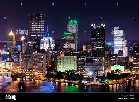 Pittsburgh, Pennsylvania skyline Stock Photo - Alamy