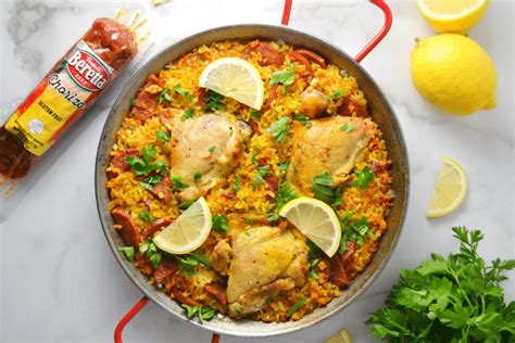 Spanish Style Chicken And Chorizo Paella Delish Dlites