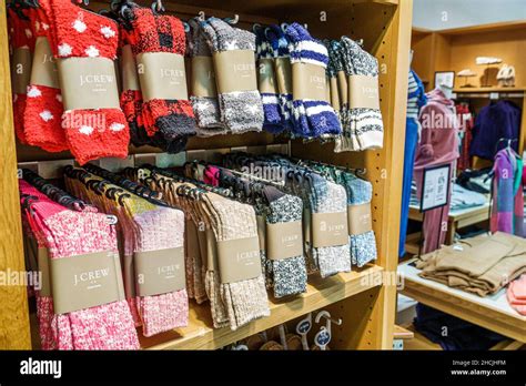 J crew outlet hi-res stock photography and images - Alamy