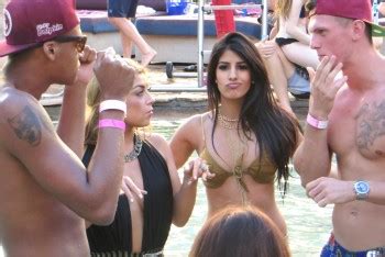 Jasmin Walia Abigail Clarke Hard Rock Hotel S Pool Party In Las Vegas 29 09 2013 Bikini Ass