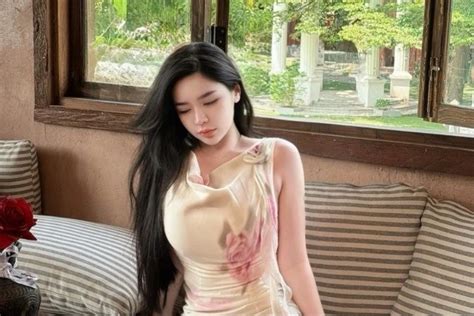 Ngỡ ngàng trước nhan sắc hiện tại của hot girl siêu vòng Báo Tri thức và Cuộc sống TIN TỨC