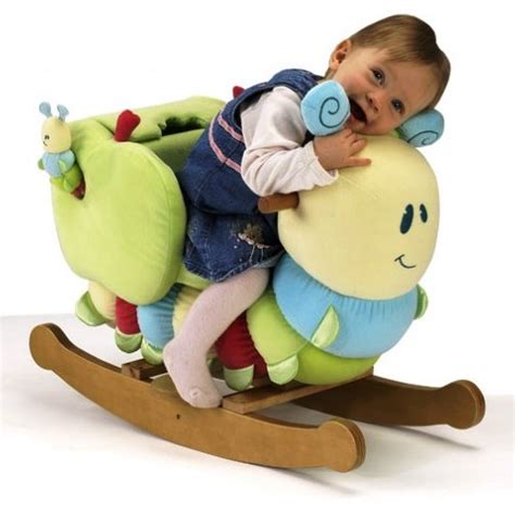 Что подарить ребенку на годик?