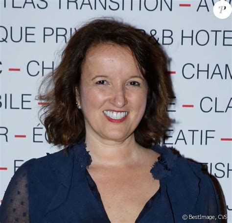 Anne Roumanoff Et Ses Filles Anne Roumanoff Surprise Sur Prise Qui