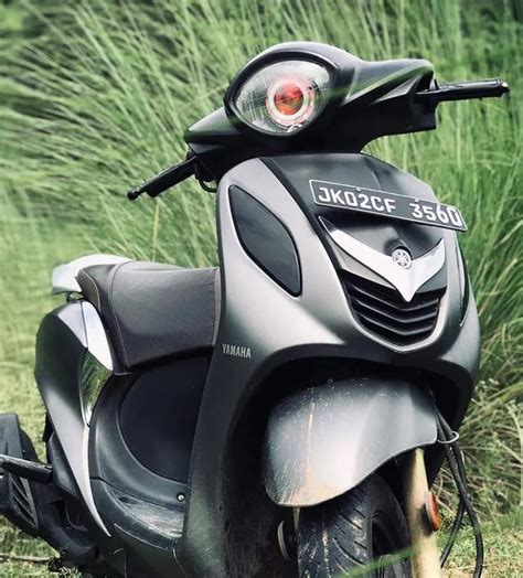 Honda Scoopy Terpojok Pabrikan Yamaha Luncurkan Skutik Retro Baru