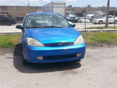 2001 Ford Focus Zx3 At