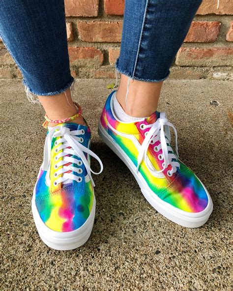 How To Tie Dye Shoes With Pictures Wikihow