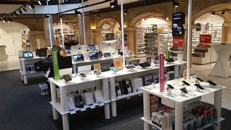 Fnac Culture & Media Store – Tab25