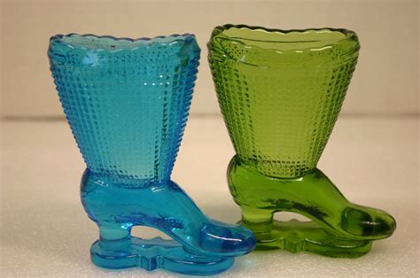 Vintage L E Smith Glass Boot Match Holder Set Of 2 Victorian High Heel Boots Blue And Green