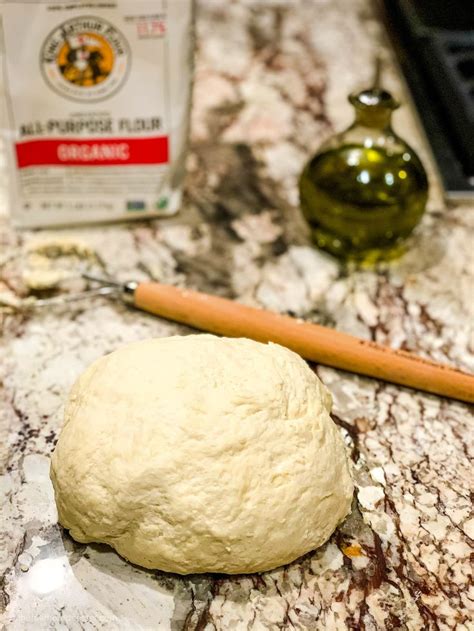 An Easy Sourdough Starter Makes The Best Homemade Pizza Dough With No