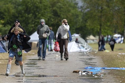 Uvejr Over Roskilde Festival Sender Folk Tidligt Hjem