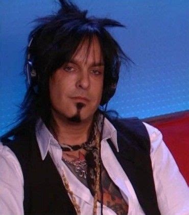 Motley Crue Nikki Sixx Motley Crüe Rock Bands Quick