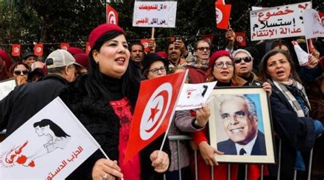 Abir Moussi Le gouverneur de Tunis a interdit la marche du PDL à l