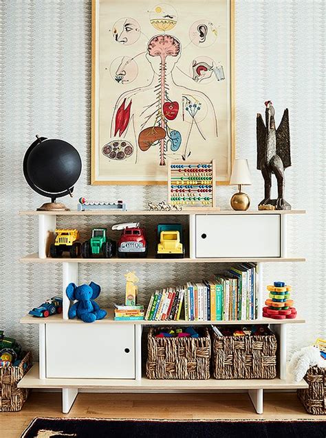 9 Foolproof Bookshelf Decorating Ideas