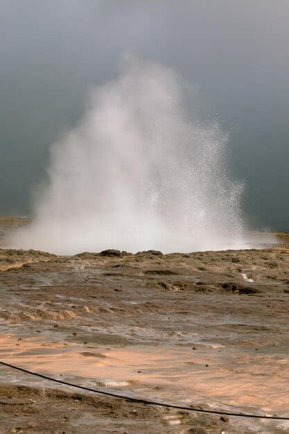 Premium Photo Iceland Strokkur Geyser Eruption