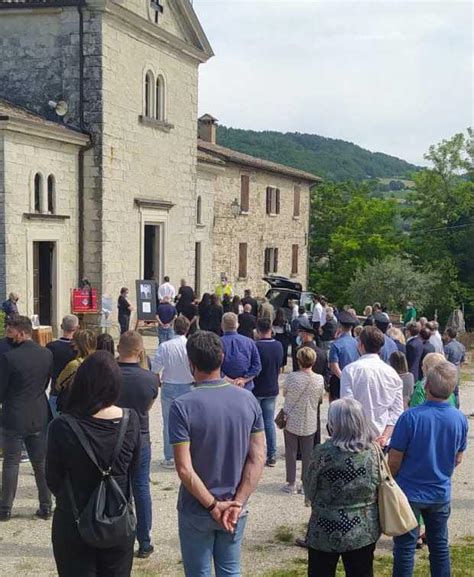 Lultimo saluto ieri al re del caffè Lomaggio ad Alberto Pascucci