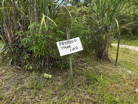 Galeria Moradores Reclamam De Descarte Irregular De Lixo Em Terreno