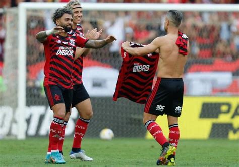 Tr S Jogadores Do Flamengo Mudar O Seus N Meros De Camisa Para