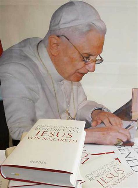 Ratzinger presenta su primer libro Jesús de Nazaret Sociedad EL PAÍS