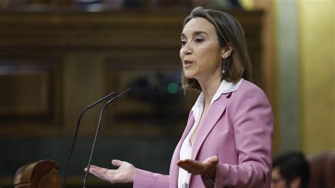 El PP recrimina a Vox el regalo a Sánchez por la moción de censura