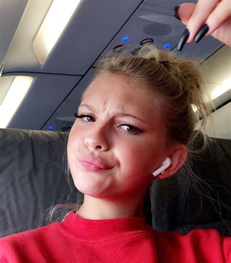 Jordyn Taking Off Bye La Jordyn Jones Photo Stagram