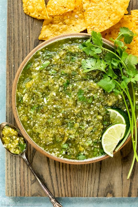 Tomatillo Salsa Verde Easy Green Salsa No Spoon Necessary