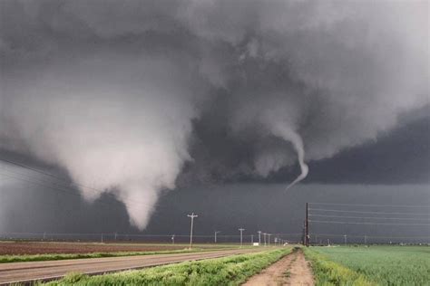 Ef5 Tornado Into The Storm