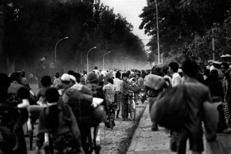 Chilling Photographs of the Cambodian War