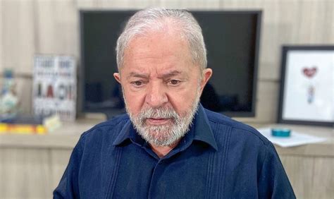 Lula admite que será candidato em 2022 em entrevista à revista francesa