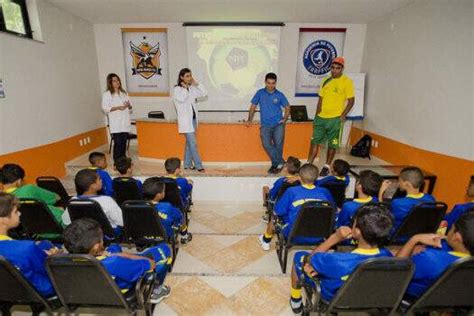 Acompanhamento Psicológico Pode Ajudar Jogadores Recém Lançados Da Base