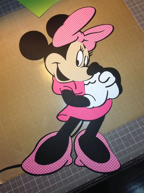 Scrap-Obsessed: Minnie Mouse Decorations Cont.