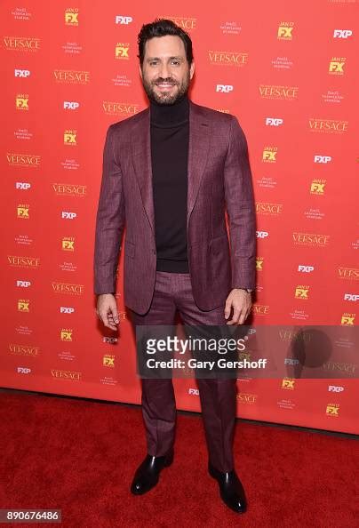 Actor Edgar Ramirez Attends The Assassination Of Gianni Versace Fotografía De Noticias