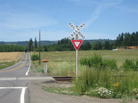 Railroad Grade Crossing Accidents - Who's at fault? - Groves Powers LLC